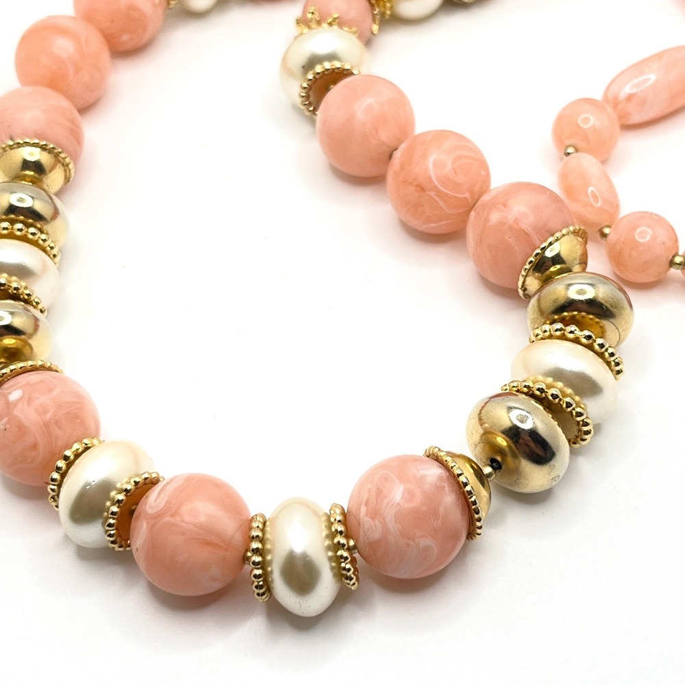 Vintage Chunky Peach Pink Lucite Bead‎ Faux Pearl 28" Long Weighted Necklace